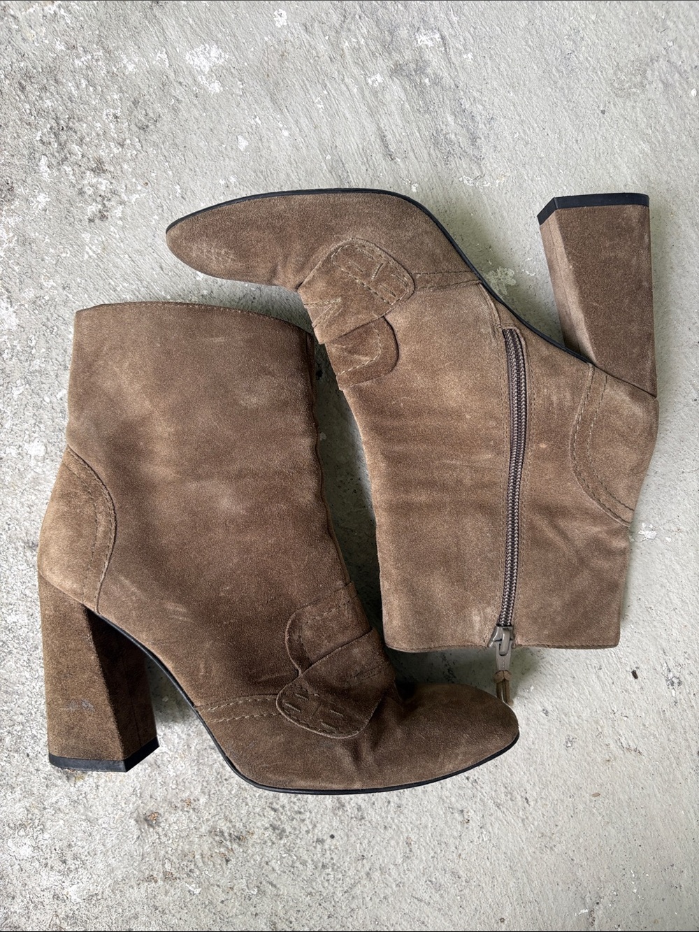 Stuart Weissman Moxanne  suede ankle boots